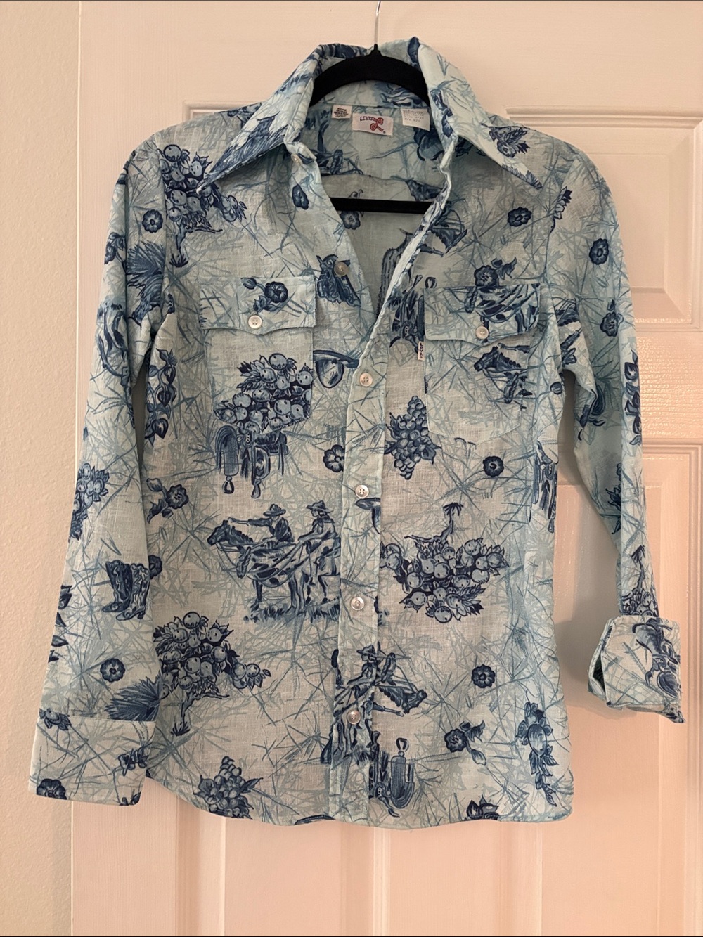 Vintage Levi’s  Light Blue and Navy Western Floral Button-Down Shirt. 70s